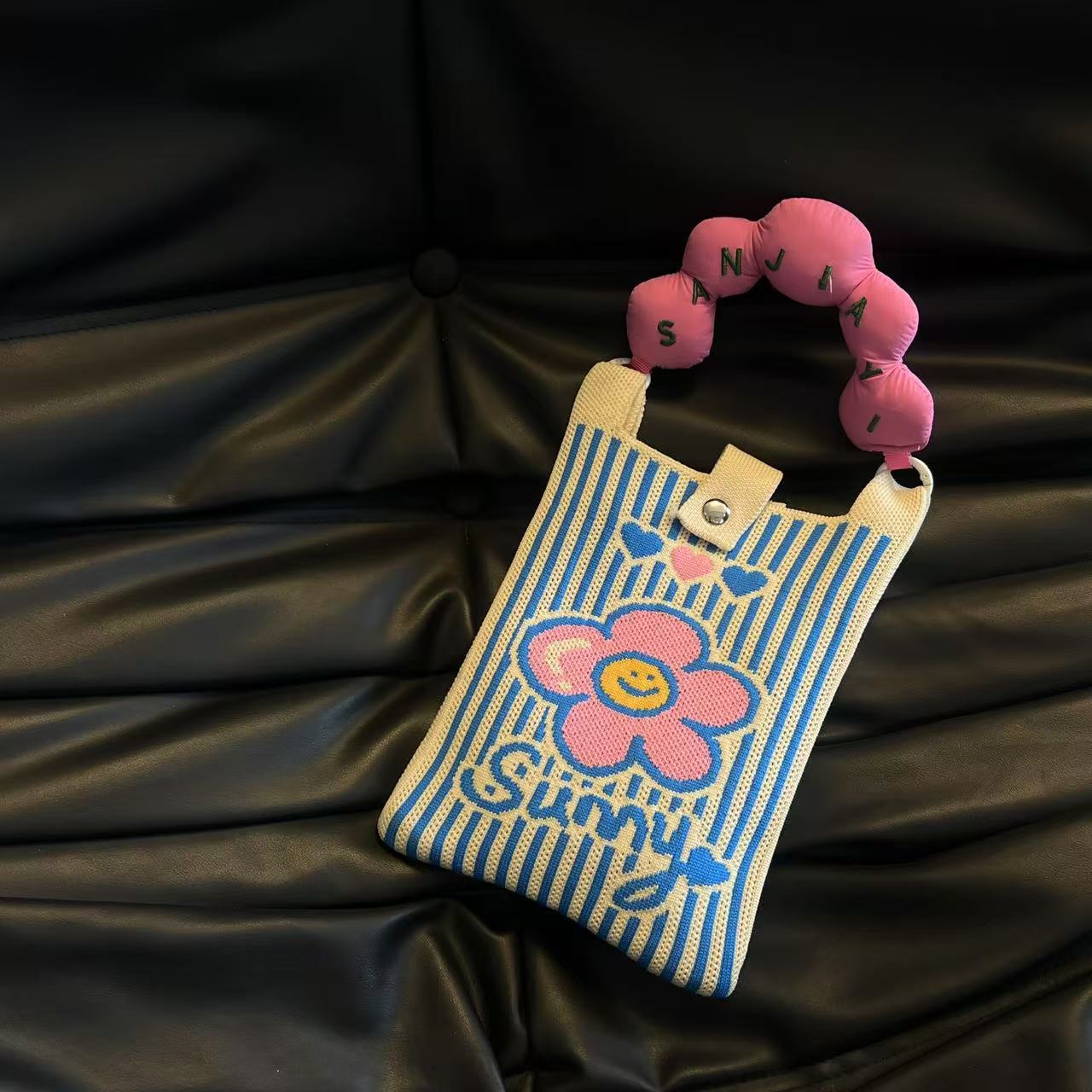 Cute Candy Color Phone Bag Korean Version Mini Knitted Bag Design Handheld Multi-use Cartoon Versatile Storage Bag Wholesale