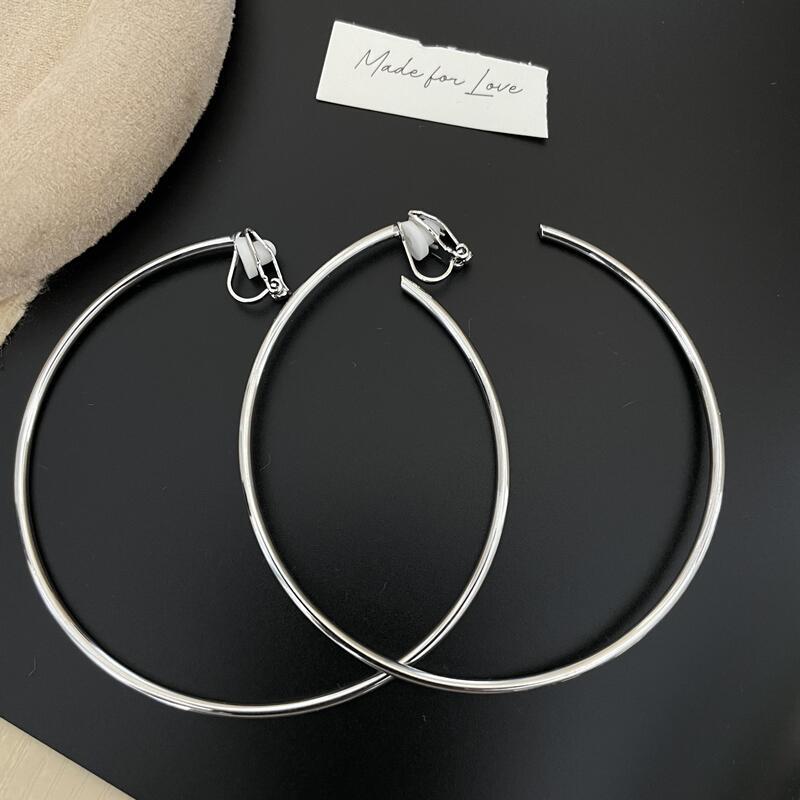 2025New Trendy Summer Silver Large Hoop Black Thin Hoop European and American Style Elegant Gold Versatile Earrings