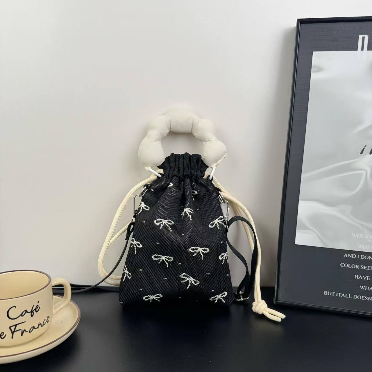 Advanced Sense Ins New Phone Bag Cute Cartoon Knitted Bag Niche Design Trendy Shoulder Crossbody Shoulder Bag